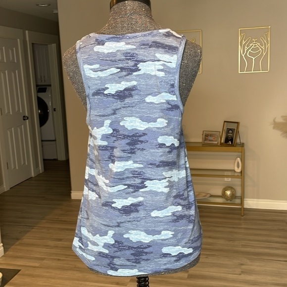 Lucky Brand Camo Printed Logo Tank Size Medium - Picture 4 of 5
